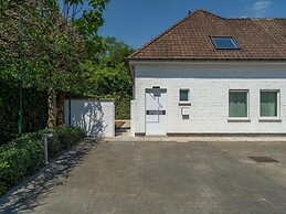 Luxury Villa With Pool & Sauna Kortrijk