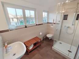 Shell Seeker Modern Retreat