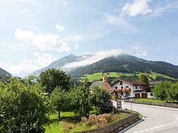 Flat in Mittersill Near Ski Slopes