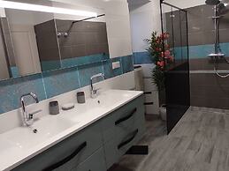 Renovated Farmhouse Escape