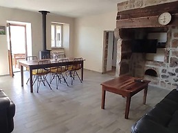 Renovated Farmhouse Escape