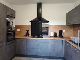 Renovated Farmhouse Escape