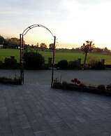 Garden Magic Comfortable Holiday Residence