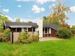 4 Person Holiday Home in Frorup