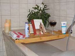 Lovely Apartment in Kirn