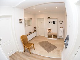 The Waldhaus Modern Retreat