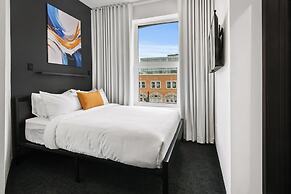 Lift Hotel