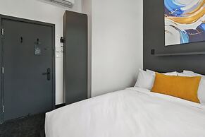 Lift Hotel