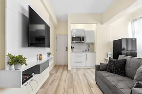 Central Condado Trendy Escape