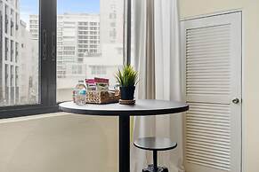 Central Condado Trendy Escape
