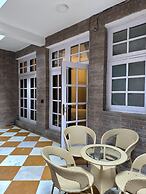 VILLA 33 Bed & Breakfast