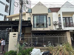 P'Da House