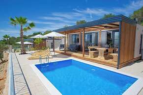 Lastura Mobile Homes