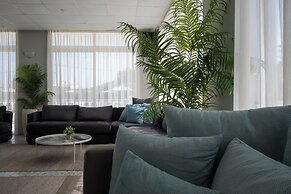 Ayit Hotel