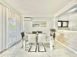 Stars Residence