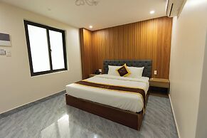 LuckyStar Hotel