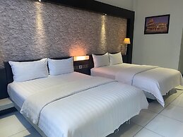 OYO 90975 Atta Hotel