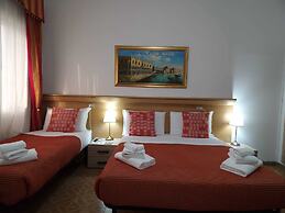 Hotel Tito