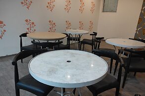Nidra Hotel