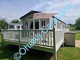 Silver 3 Bedroom Caravan Located at Seton Sands H