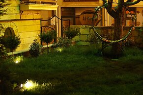 Ayaz Stone House