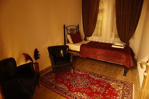 Ayaz Stone House