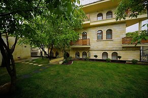 Ayaz Stone House