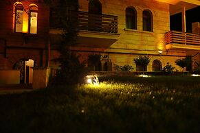 Ayaz Stone House