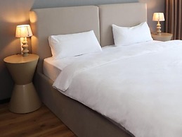Hayat Sky Hotel