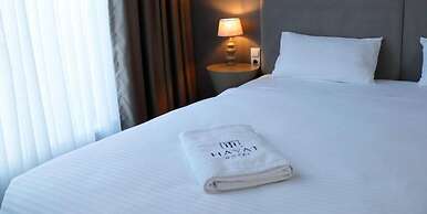Hayat Sky Hotel