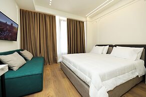 Hotel Adore