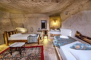 Lubberona Cave Cappadocia
