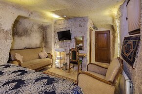 Lubberona Cave Cappadocia