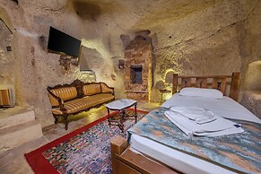 Lubberona Cave Cappadocia