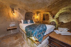 Lubberona Cave Cappadocia
