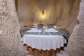 Lubberona Cave Cappadocia