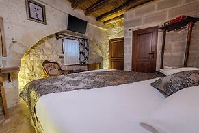 Lubberona Cave Cappadocia