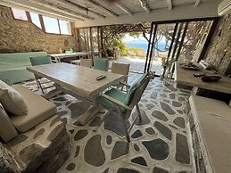 Elia Oasis 2 Bd Magic Villa w Sea Views