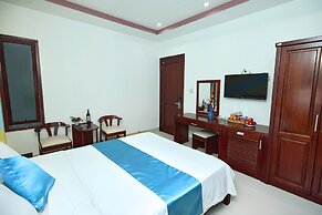 TN Yuni Hotel