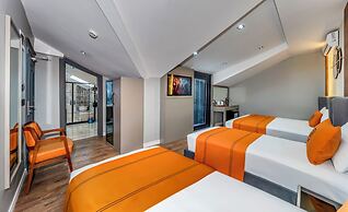 AirGate Airport Hotel