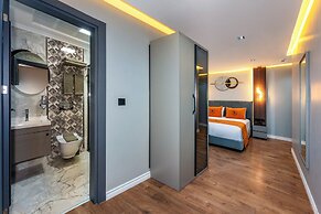 AirGate Airport Hotel