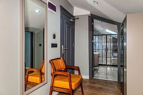 AirGate Airport Hotel
