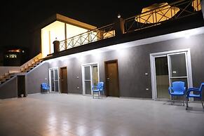 Pyramids Heritage INN