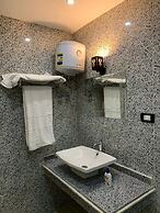Pyramids Heritage INN
