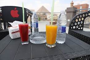 Pyramids Heritage INN