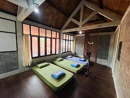 Saka Homestay Boutique & Cafe