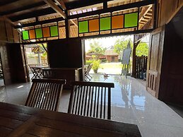 Saka Homestay Boutique & Cafe