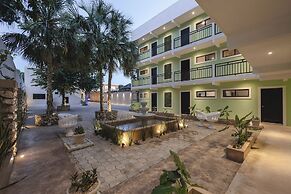 Hotel Kuxtal
