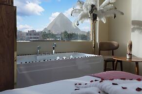pyramids palace inn