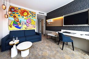 Best Western Premier Royal Blue - Adult Only